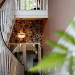The Stables Townhouse 3*