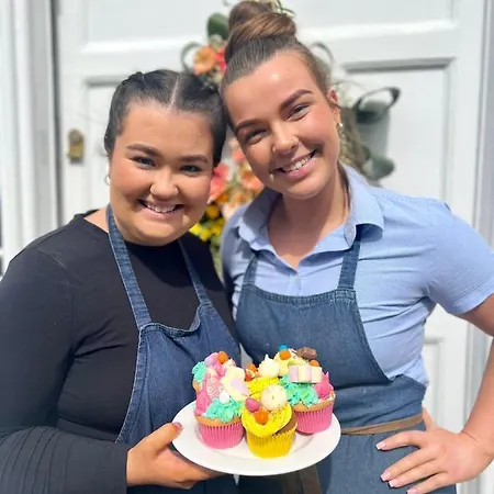 Гостевой дом The Stables Townhouse Бирр