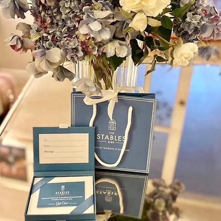 The Stables Townhouse 3* Бирр