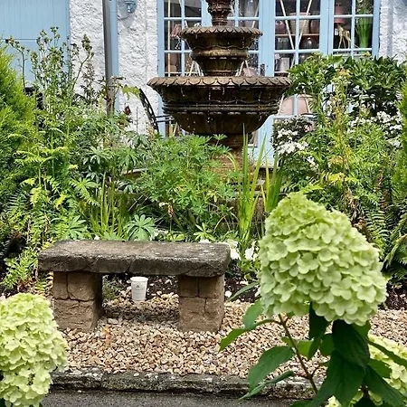 The Stables Townhouse 3* Birr