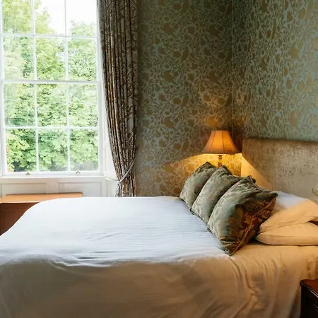 The Stables Townhouse 3*