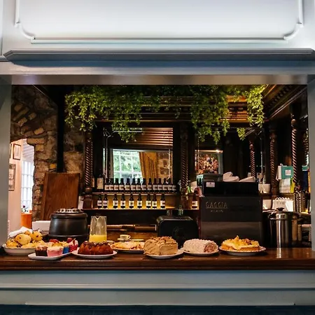 Guest house The Stables Townhouse