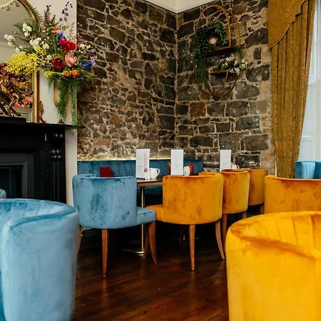 The Stables Townhouse Гостевой дом