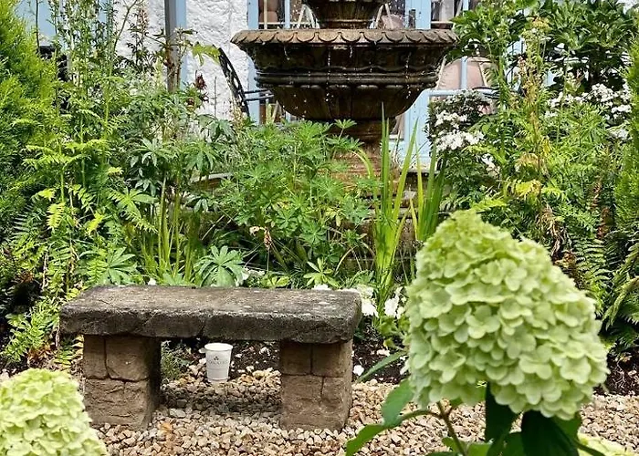 The Stables Townhouse 3* Birr