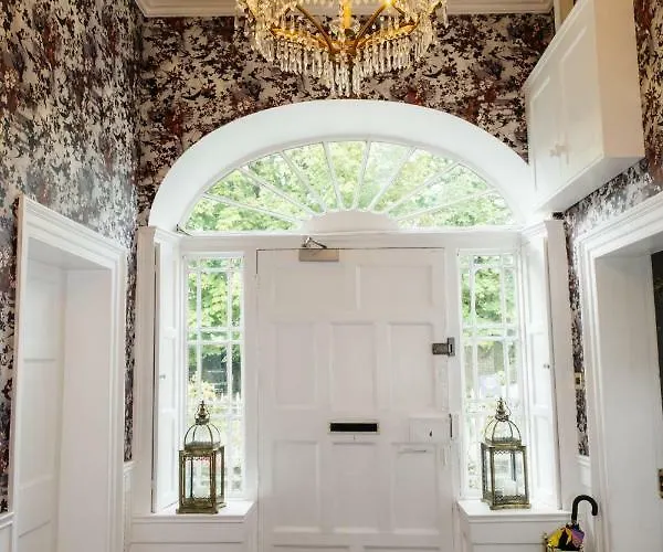 Gasthof The Stables Townhouse Birr