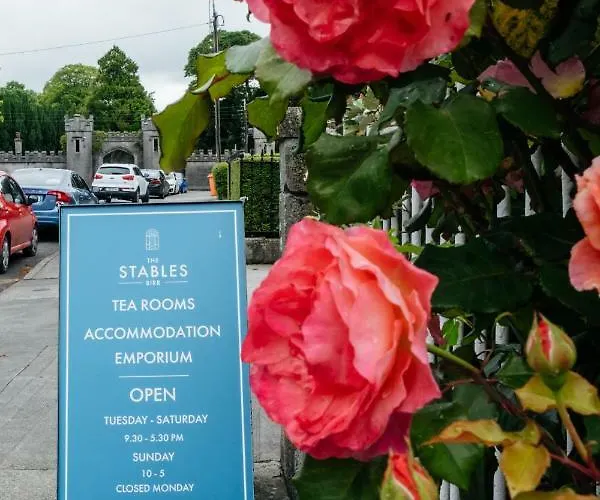 The Stables Townhouse Gasthof Birr