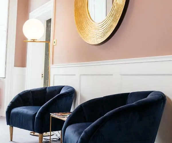 Guest house The Stables Townhouse