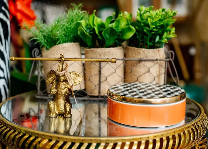 The Stables Townhouse 3*